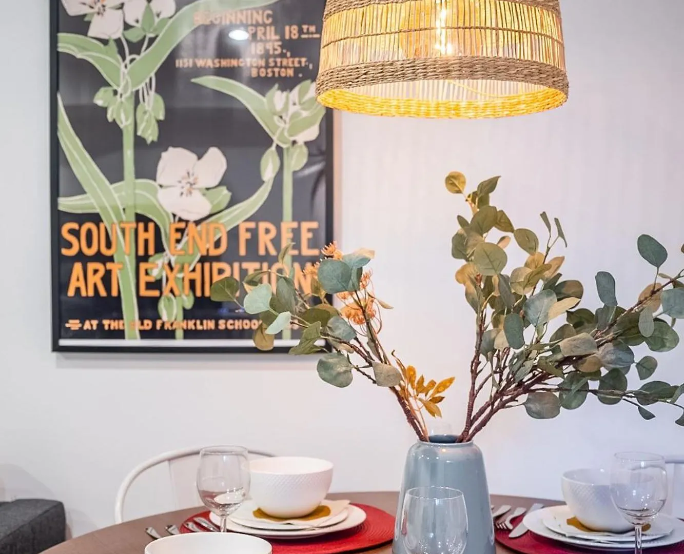 Cozy Basement Apt With Private Patio! Toronto Apartment